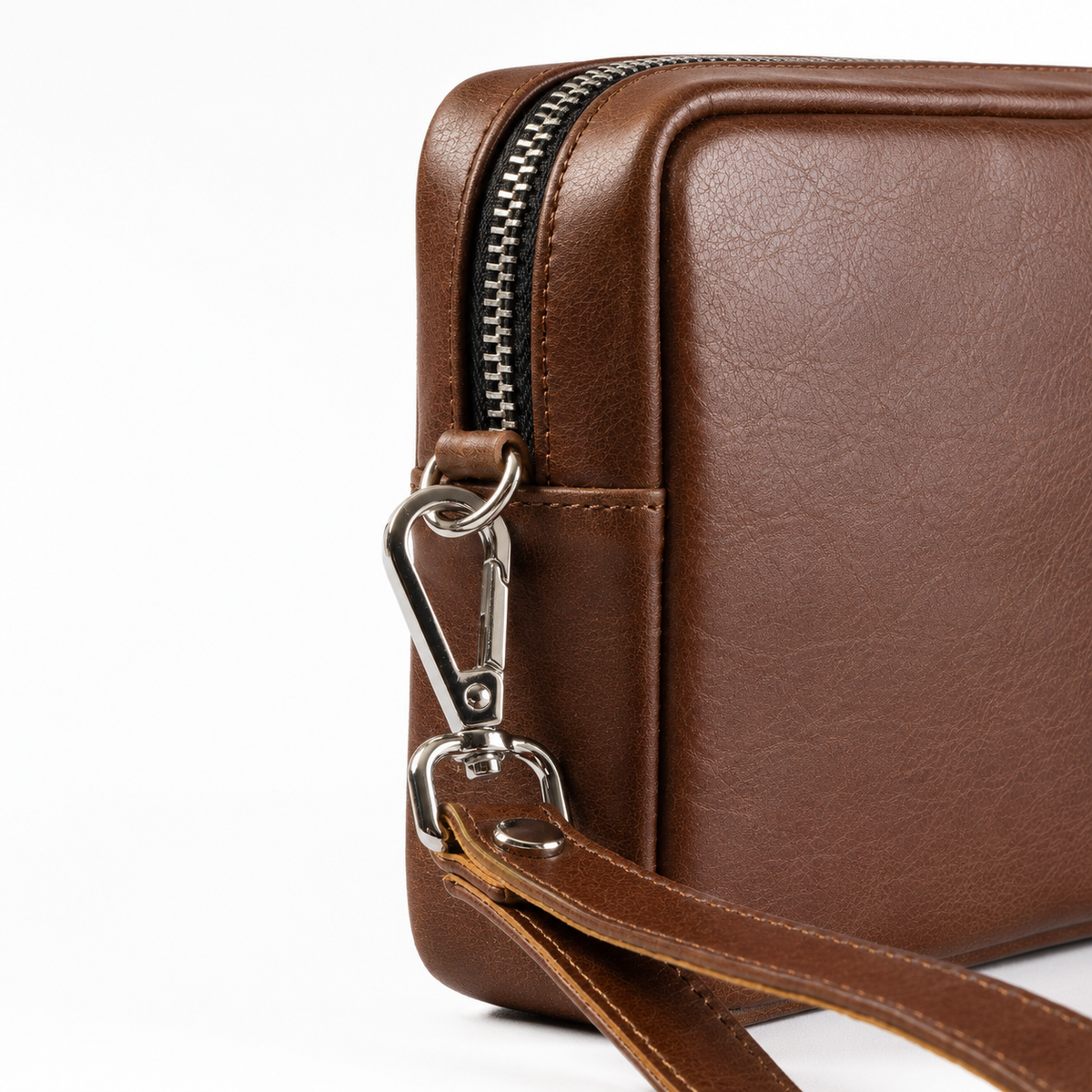 NOMAD — Wrist Clutch